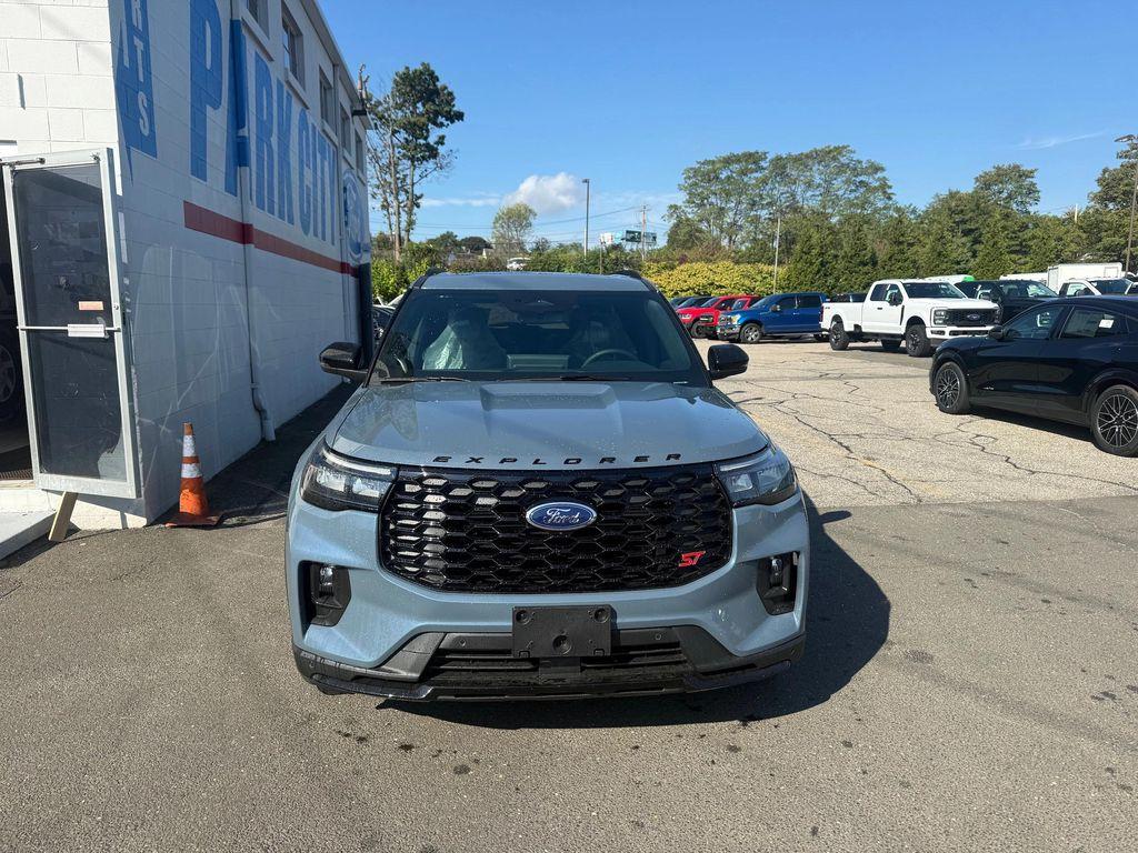 new 2025 Ford Explorer car, priced at $61,240