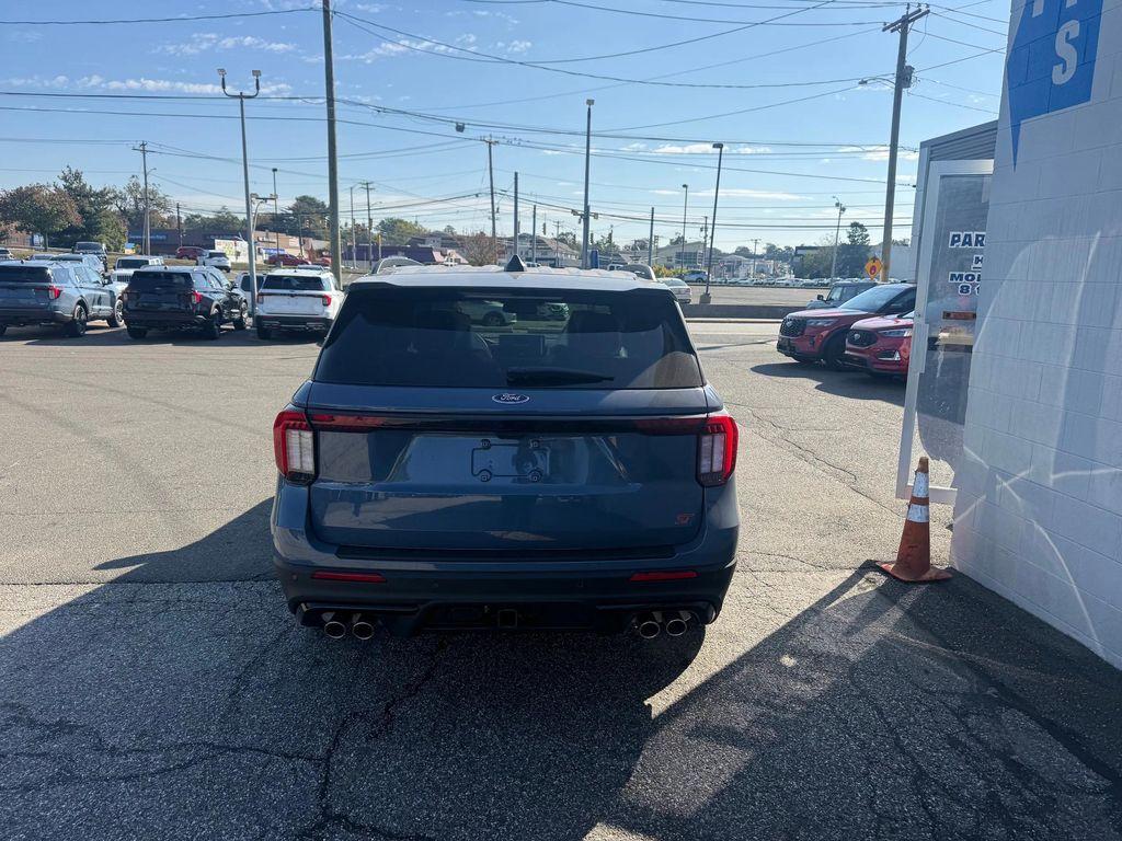 new 2025 Ford Explorer car, priced at $61,240