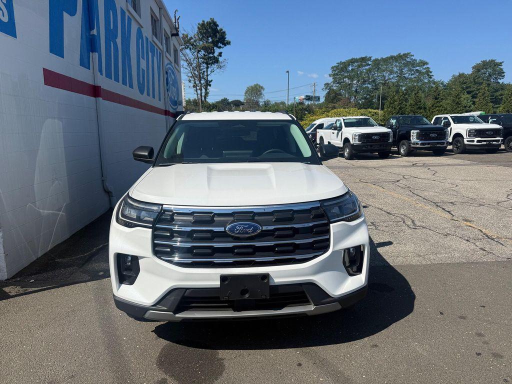 new 2025 Ford Explorer car, priced at $49,670