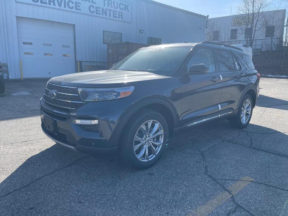 new 2024 Ford Explorer car, priced at $50,050