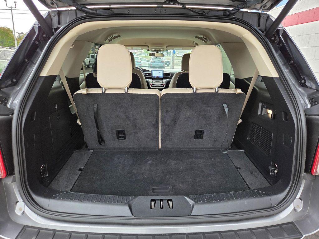 used 2022 Ford Explorer car