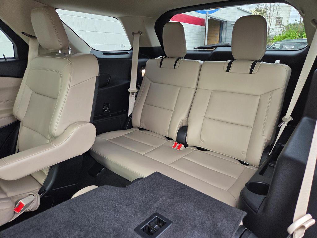 used 2022 Ford Explorer car
