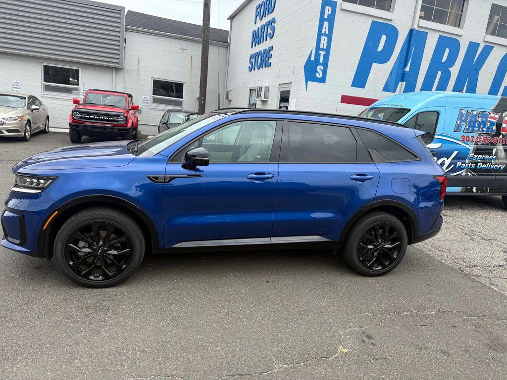 used 2022 Kia Sorento car, priced at $28,385