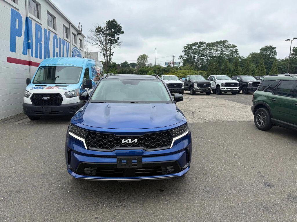used 2022 Kia Sorento car, priced at $28,385