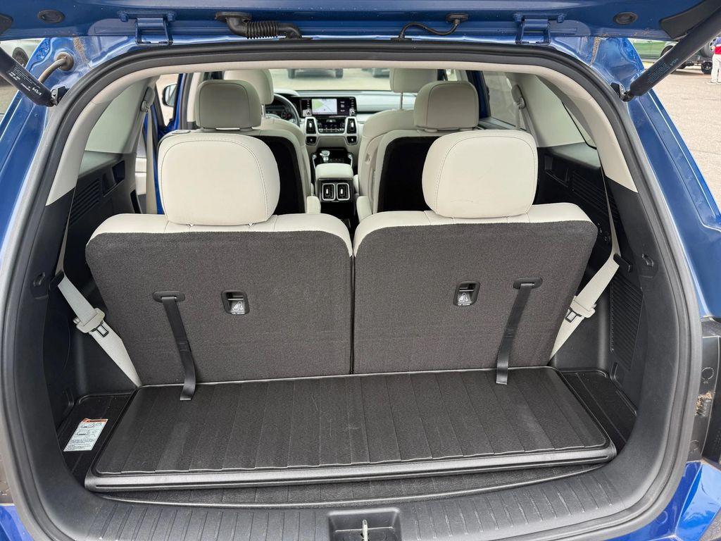 used 2022 Kia Sorento car, priced at $28,385