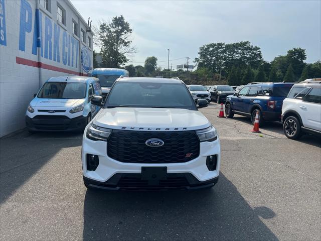 new 2025 Ford Explorer car, priced at $59,705