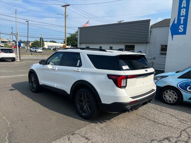 new 2025 Ford Explorer car, priced at $59,705