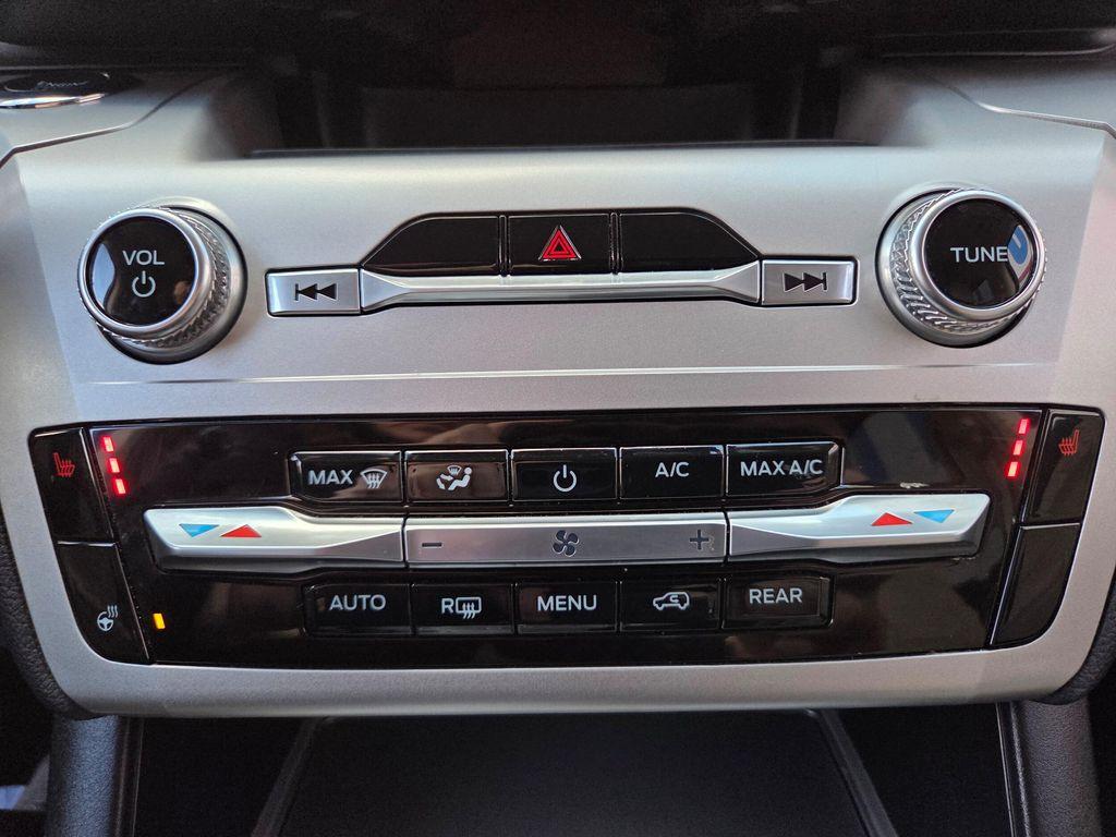 used 2022 Ford Explorer car, priced at $27,480