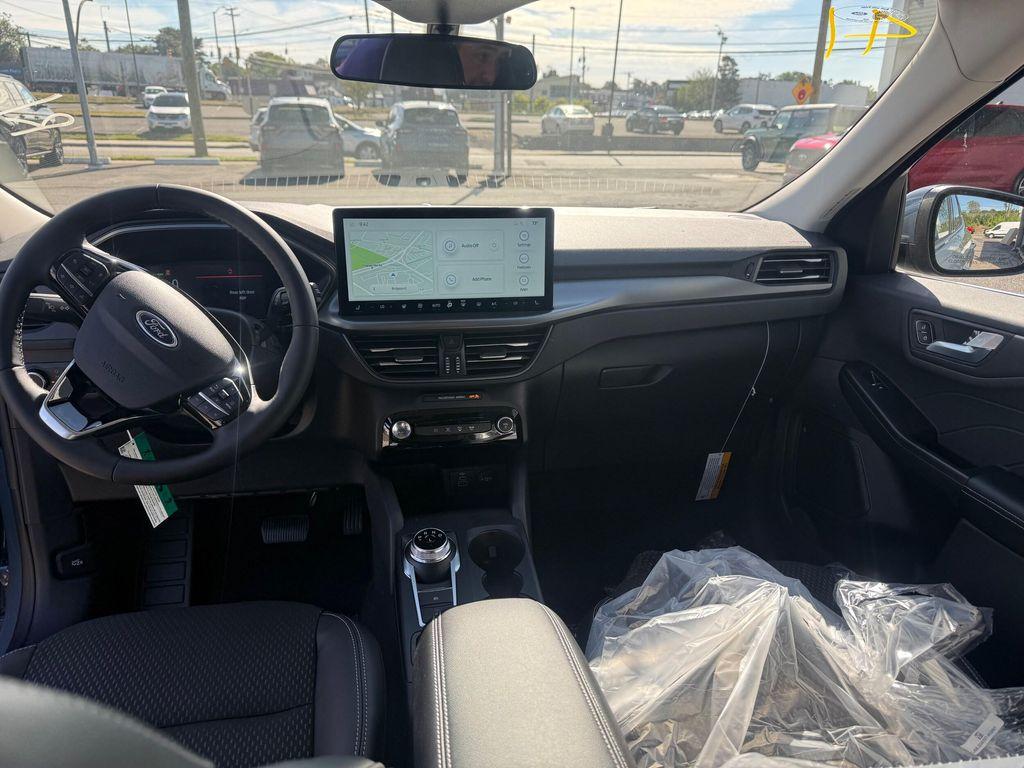 new 2025 Ford Escape PHEV car, priced at $31,712