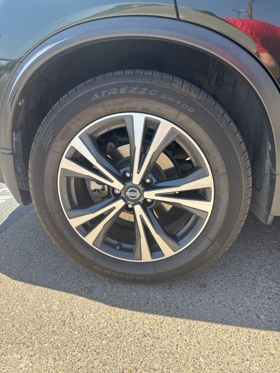 used 2020 Nissan Rogue car, priced at $18,991