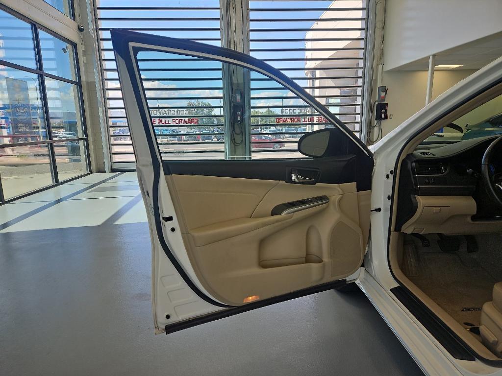 used 2013 Toyota Camry Hybrid car, priced at $13,991