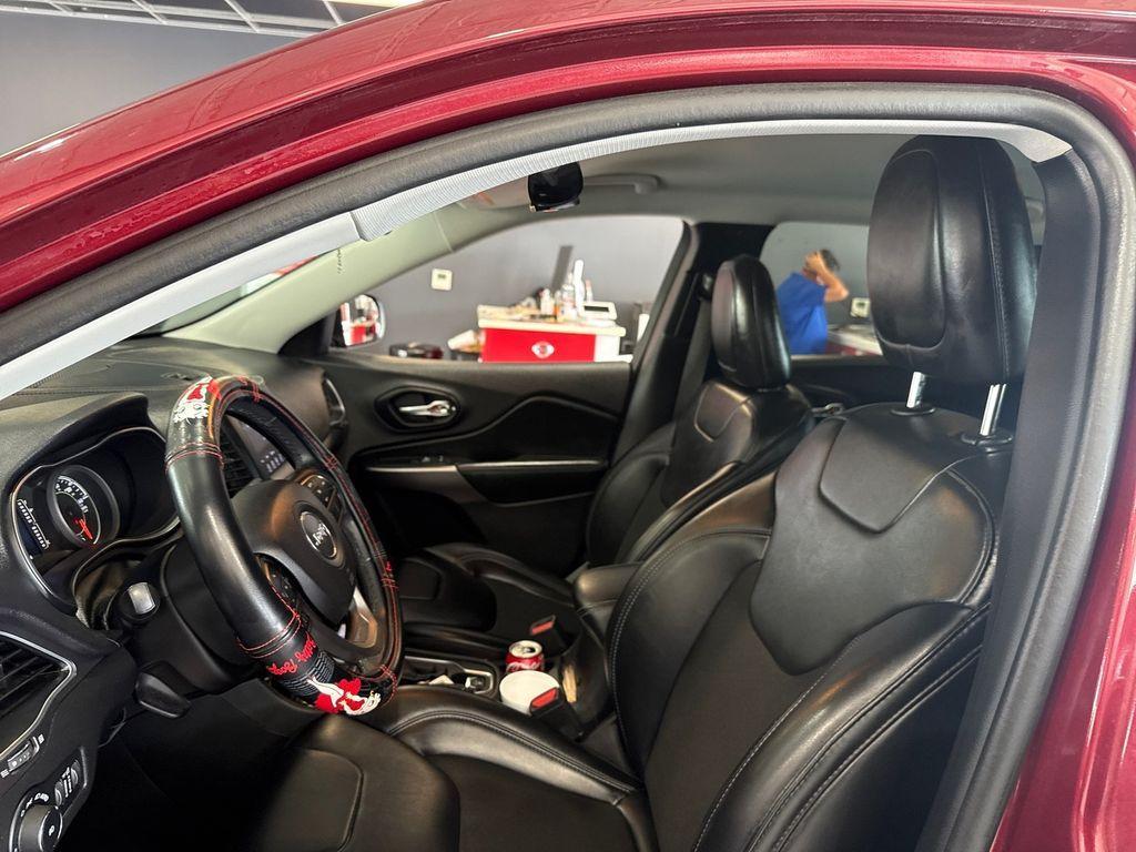 used 2019 Jeep Cherokee car, priced at $16,991