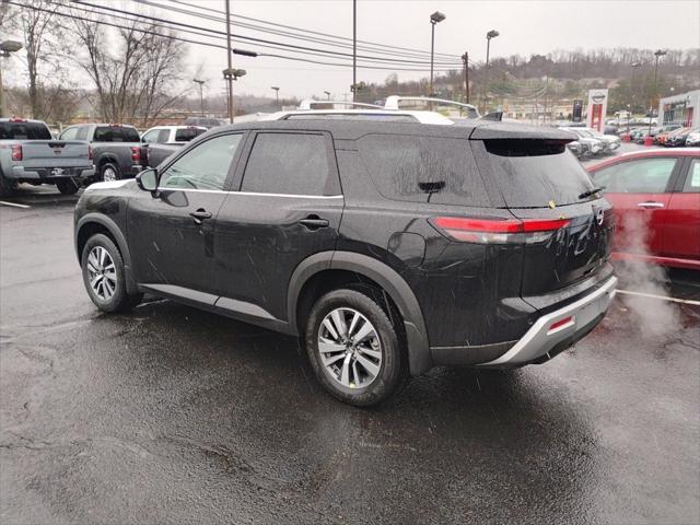 new 2025 Nissan Pathfinder car, priced at $45,996