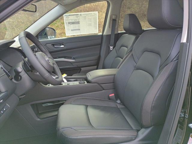 new 2025 Nissan Pathfinder car, priced at $41,269