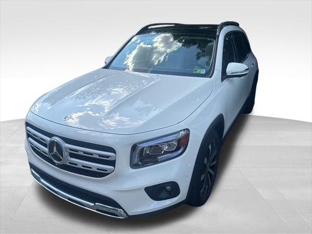 used 2022 Mercedes-Benz GLB 250 car, priced at $33,156