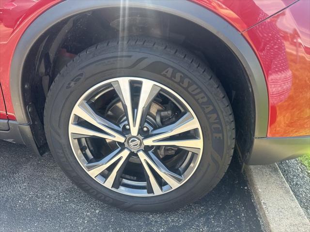 used 2019 Nissan Rogue car, priced at $18,828