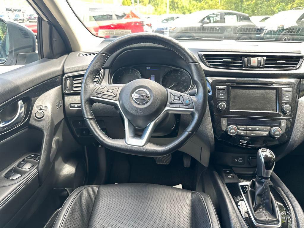 used 2022 Nissan Rogue Sport car, priced at $24,465