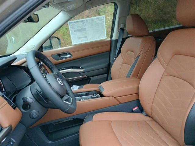new 2025 Nissan Pathfinder car, priced at $50,800