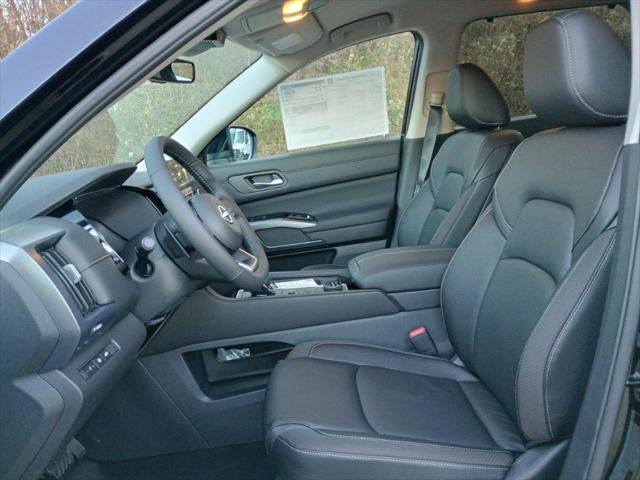 new 2025 Nissan Pathfinder car, priced at $44,997