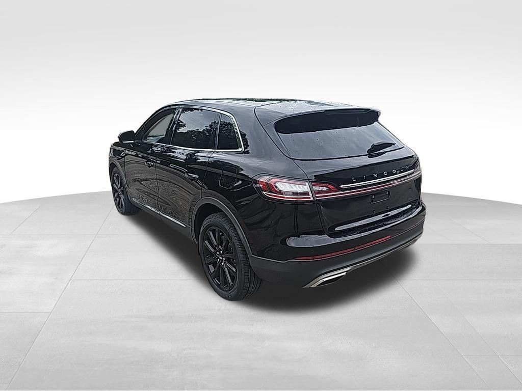 used 2022 Lincoln Nautilus car, priced at $34,652