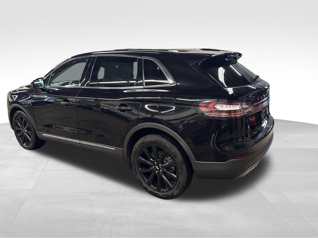 used 2022 Lincoln Nautilus car, priced at $34,652
