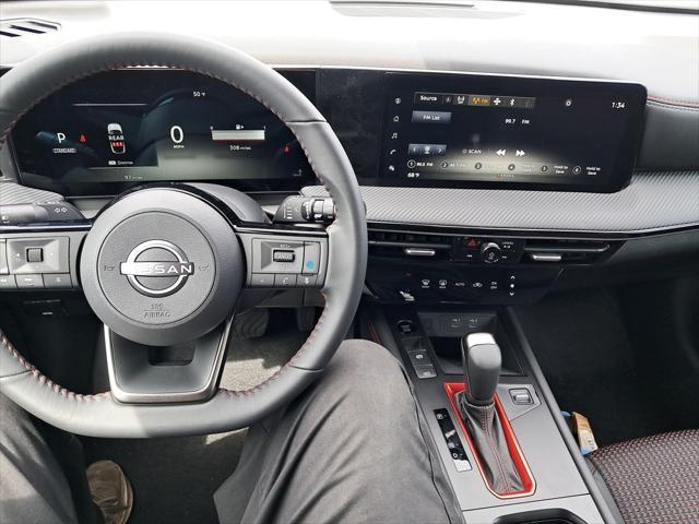 new 2025 Nissan Kicks car, priced at $28,068