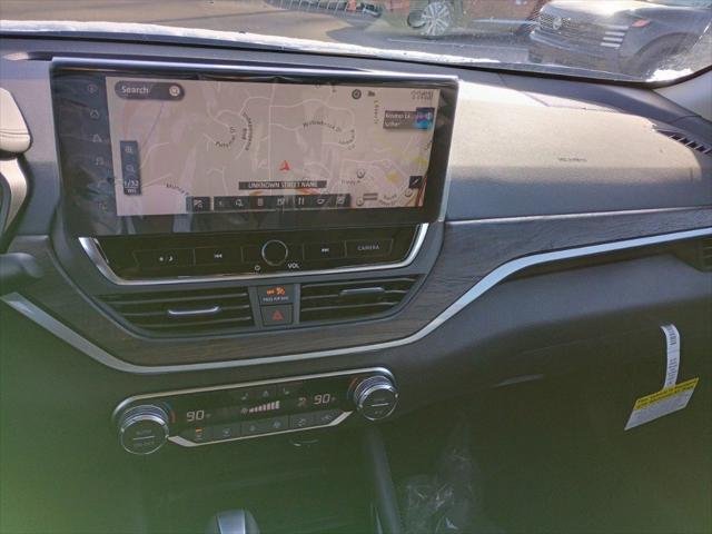new 2025 Nissan Altima car, priced at $35,589