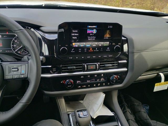 new 2025 Nissan Pathfinder car, priced at $42,927