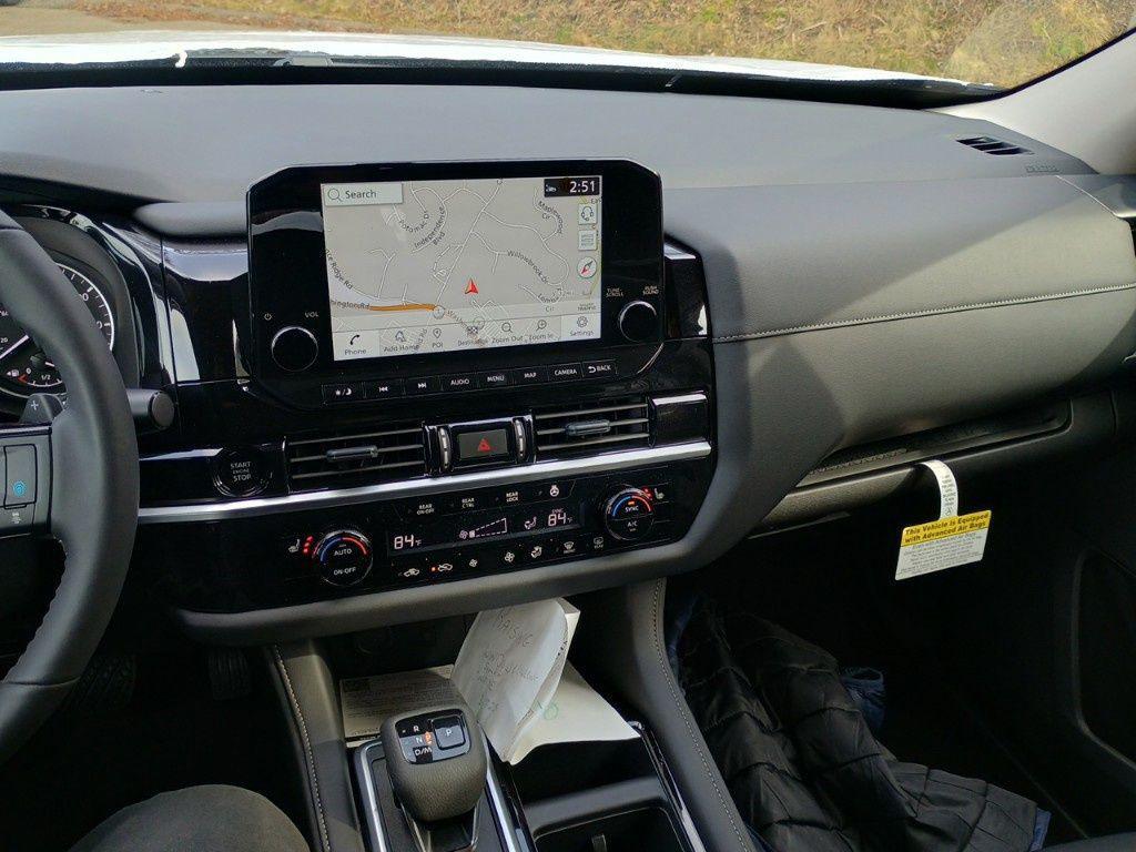new 2025 Nissan Pathfinder car, priced at $41,926