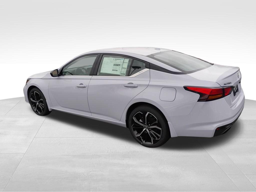 new 2025 Nissan Altima car, priced at $31,066