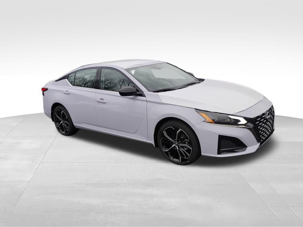 new 2025 Nissan Altima car, priced at $31,066