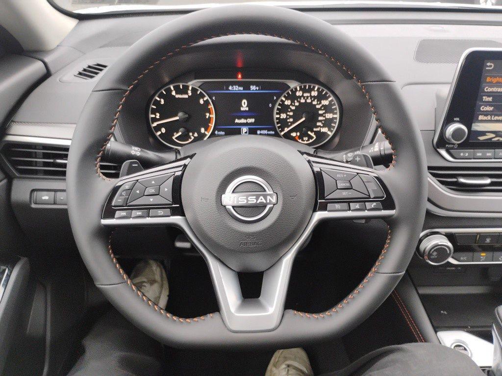 new 2025 Nissan Altima car, priced at $31,066