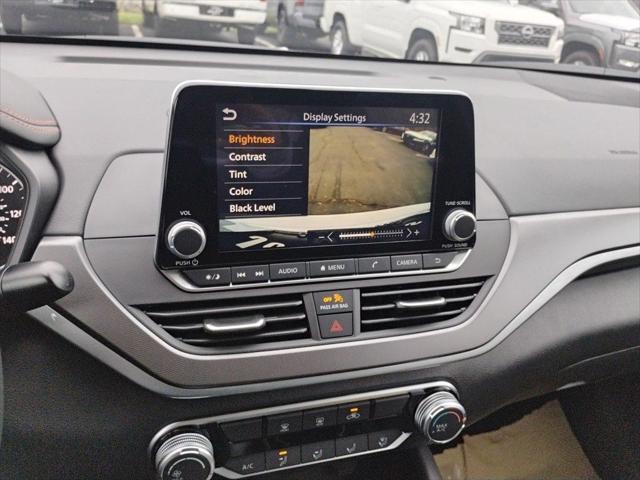 new 2025 Nissan Altima car, priced at $31,067