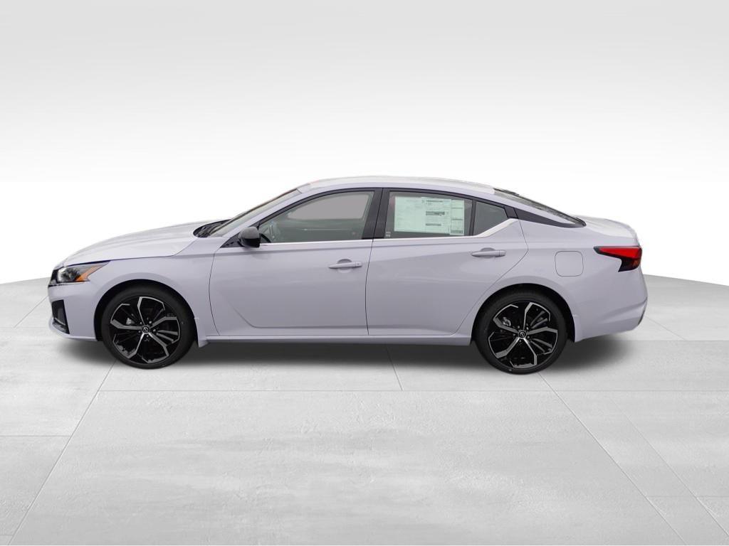 new 2025 Nissan Altima car, priced at $31,066