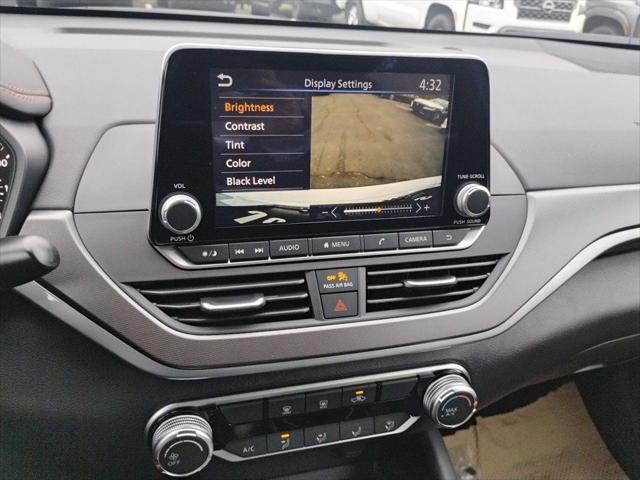 new 2025 Nissan Altima car, priced at $31,067