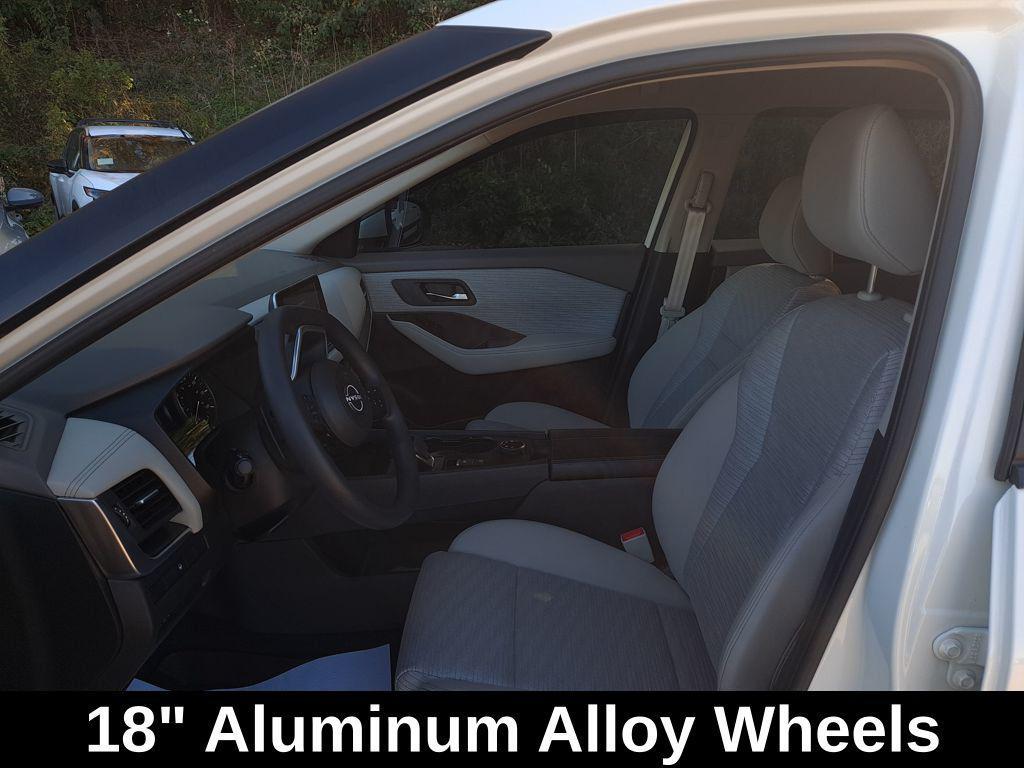 used 2023 Nissan Rogue car, priced at $21,655