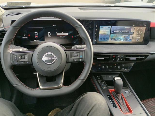 new 2025 Nissan Kicks car, priced at $29,123