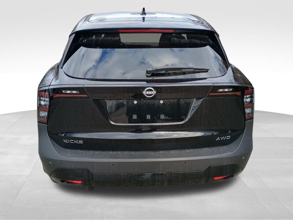 new 2025 Nissan Kicks car, priced at $26,070