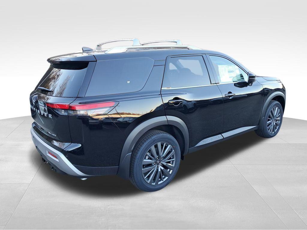 new 2025 Nissan Pathfinder car, priced at $40,529