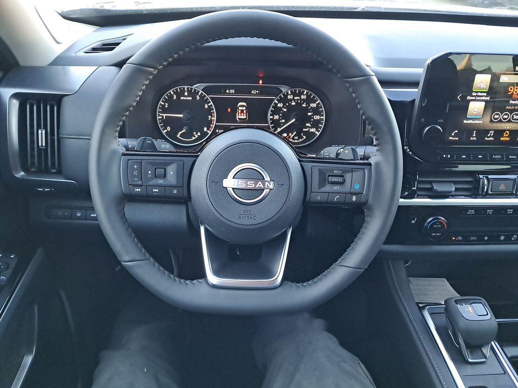 new 2025 Nissan Pathfinder car, priced at $40,529