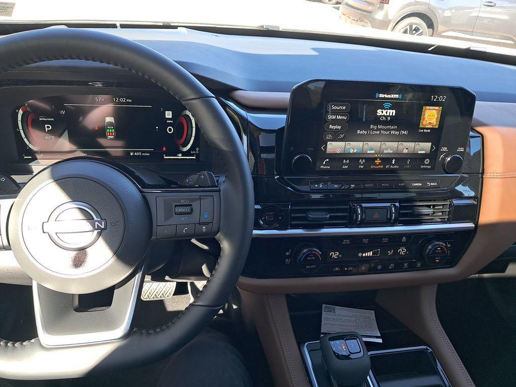 new 2025 Nissan Pathfinder car, priced at $44,824