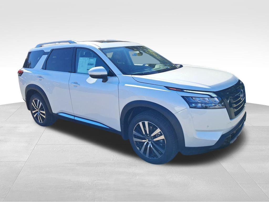 new 2025 Nissan Pathfinder car, priced at $44,824