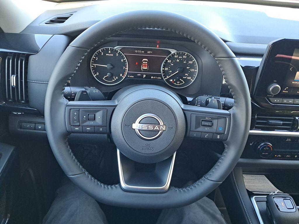 new 2025 Nissan Pathfinder car, priced at $36,704
