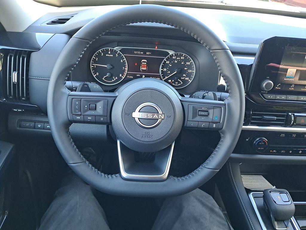 new 2025 Nissan Pathfinder car, priced at $36,704