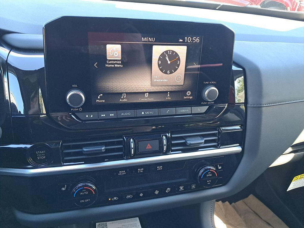 new 2025 Nissan Pathfinder car, priced at $36,704