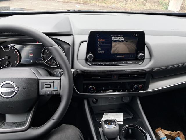 new 2025 Nissan Rogue car, priced at $33,625