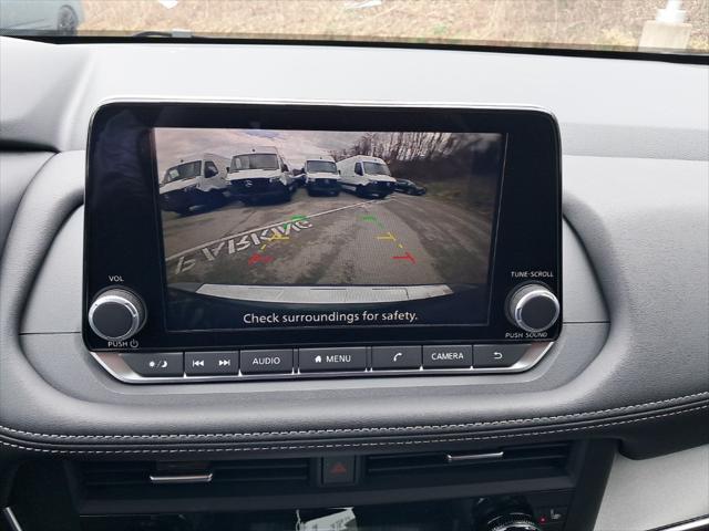 new 2025 Nissan Rogue car, priced at $33,625