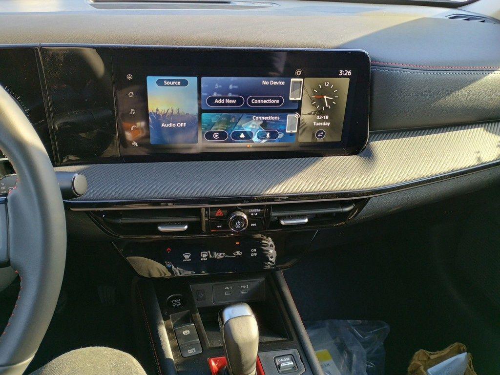 new 2025 Nissan Kicks car, priced at $28,019
