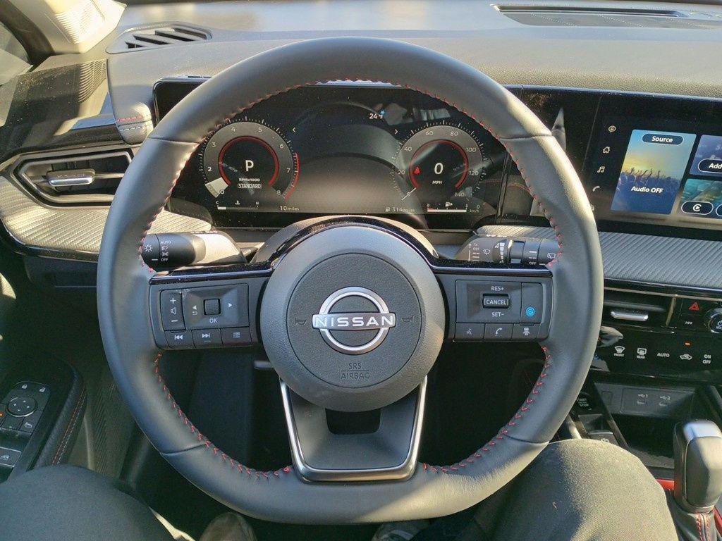 new 2025 Nissan Kicks car, priced at $28,019