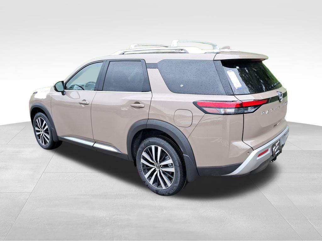 new 2025 Nissan Pathfinder car, priced at $50,778
